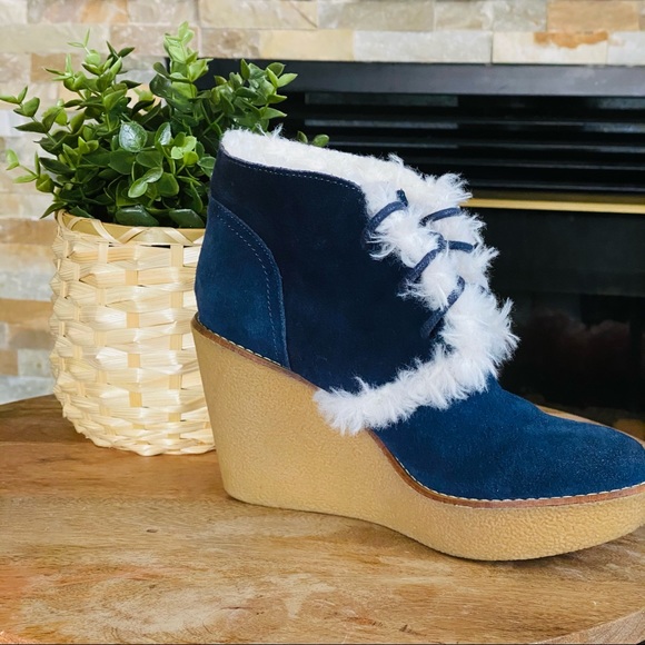 Navy Gap Suede & Shearling Gwen Ankle Boots Sz 6 - Picture 3 of 6